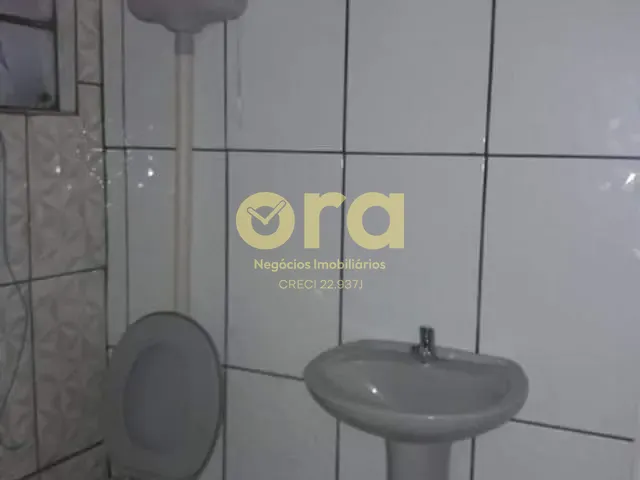 Casa com 160m² 2 quartos e 1 banheiro, à venda, no bairro Três Vendas em Pelotas