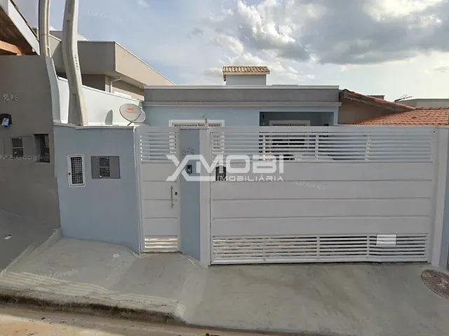 Casa com 175m² 3 quartos e 2 banheiros, à venda, no bairro Nova Cerejeira em Atibaia