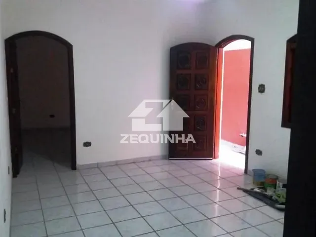 Casa com 138m² 3 quartos e 3 banheiros, à venda, no bairro Jardim Veloso em Osasco
