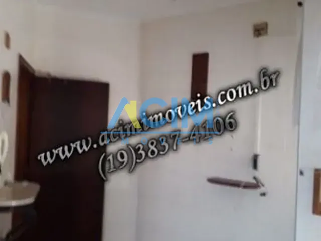 Casa com 360m² 5 quartos e 5 banheiros, à venda, no bairro Centro em Jaguariúna