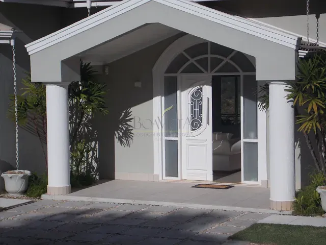 Casa com 2838m² 6 quartos e 8 banheiros, à venda, no bairro Condomínio Jardim das Palmeiras em Bragança Paulista