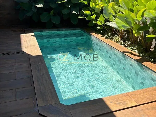 Casa com 250m² 3 quartos e 5 banheiros, à venda ou para alugar, no bairro Jardim Valência em Bonfim Paulista
