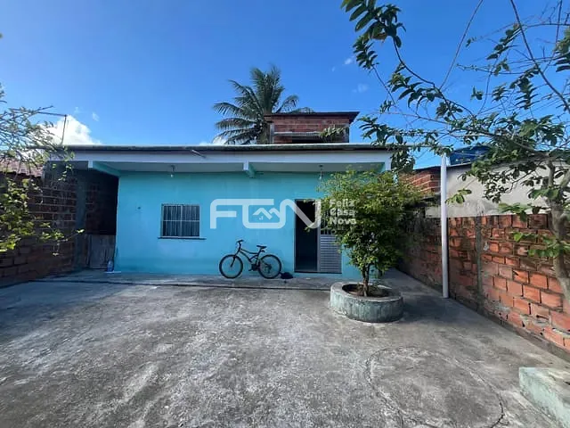 Casa 2 quartos e 2 banheiros, à venda, no bairro Parque das Mangabas em Camaçari
