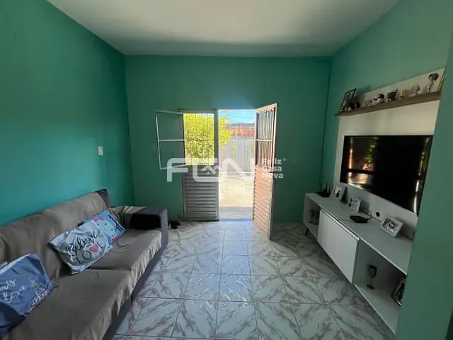 Casa 2 quartos e 2 banheiros, à venda, no bairro Parque das Mangabas em Camaçari