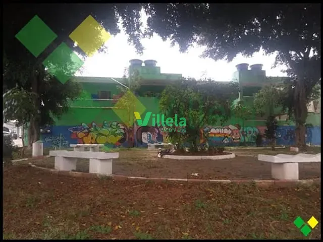 Casa à venda, no bairro Vila Itaquassu em Itaquaquecetuba