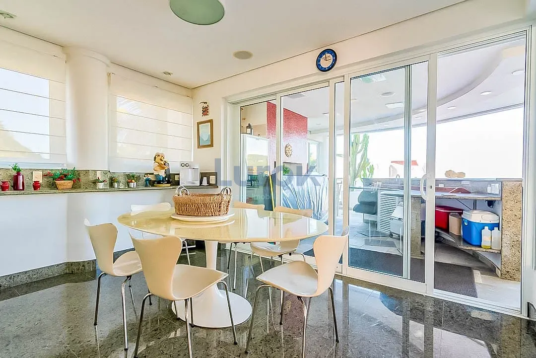 Casa, 10 quartos, 1411 m² - Foto 11