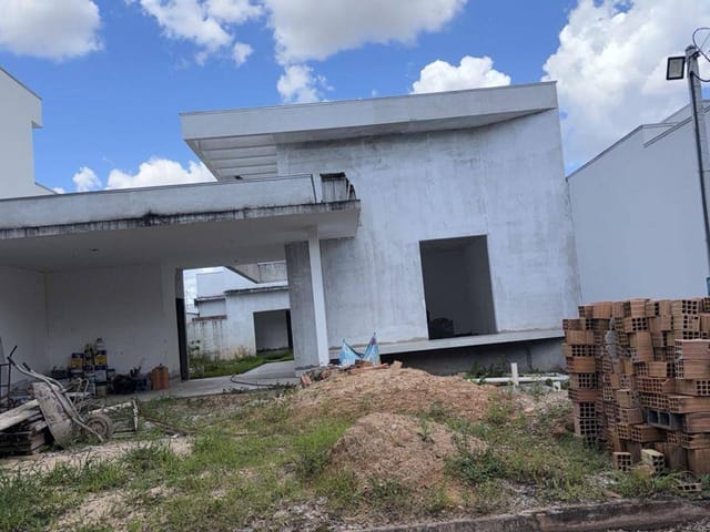 Casa 3 quartos e 1 banheiro, à venda, no bairro Aquarela Brasil em Sinop