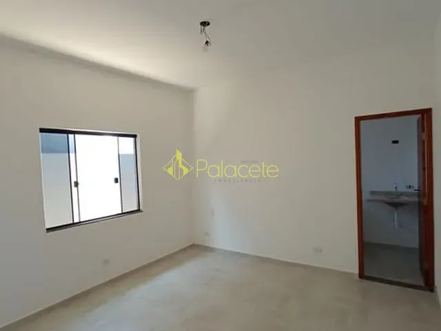 Casa com 150m² 3 quartos e 2 banheiros, à venda, no bairro Piracangaguá em Taubaté