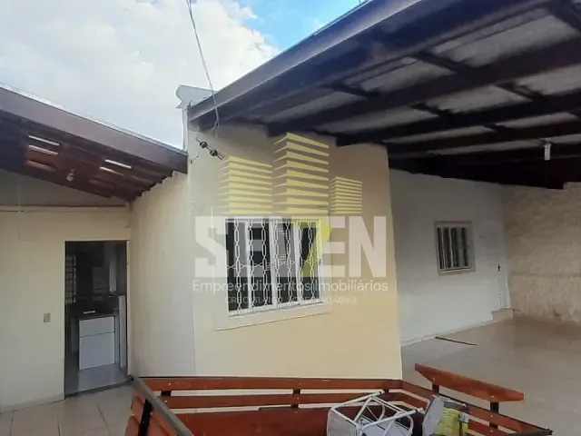 Casa com 200m² 3 quartos e 1 banheiro, à venda, no bairro Núcleo Habitacional Mary Dota em Bauru
