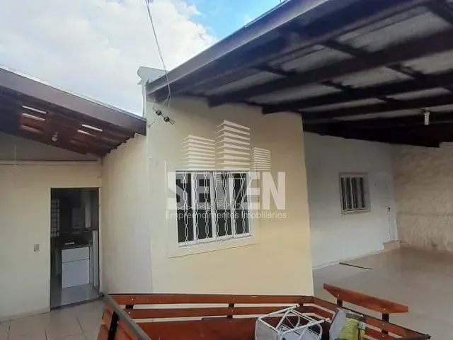 Casa com 200m² 3 quartos e 1 banheiro, à venda, no bairro Núcleo Habitacional Mary Dota em Bauru