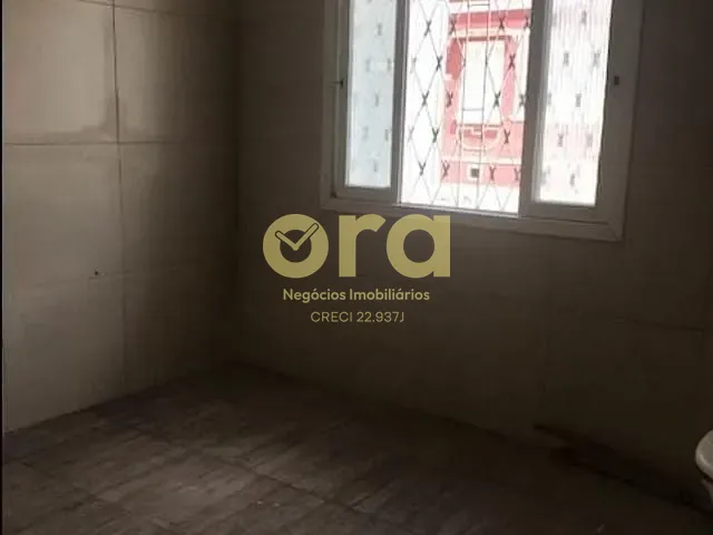 Casa com 150m² 2 quartos e 2 banheiros, à venda, no bairro Centro em Pelotas