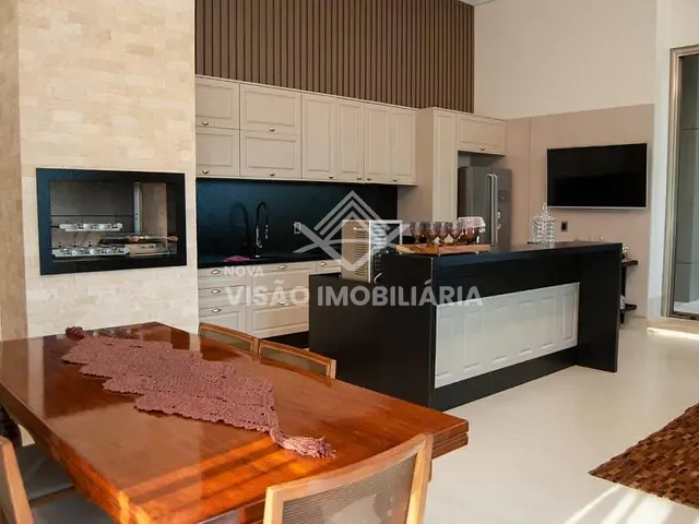 Casa 4 quartos e 2 banheiros, para alugar, no bairro portal da mata em Sinop