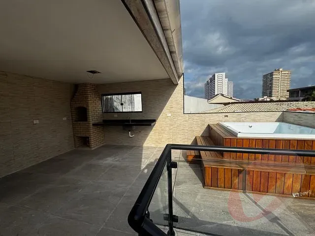 Casa com 135m² 3 quartos e 4 banheiros, à venda, no bairro Caiçara em Praia Grande