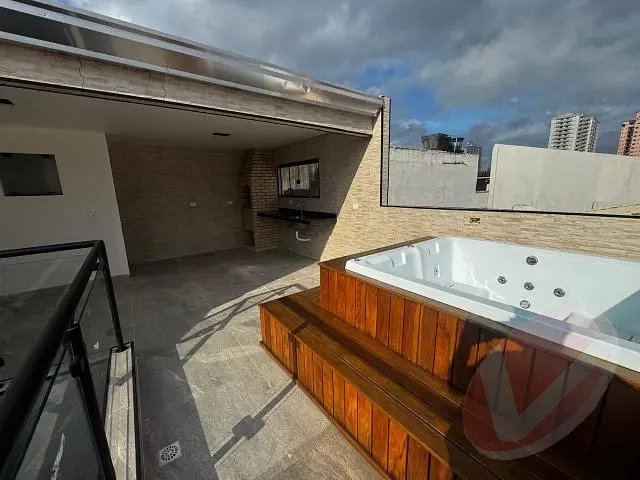 Casa com 135m² 3 quartos e 4 banheiros, à venda, no bairro Caiçara em Praia Grande