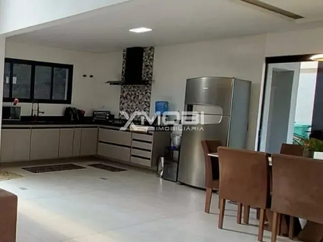 Casa com 630m² 3 quartos e 2 banheiros, à venda, no bairro Condominio Quintas da Boa Vista em Atibaia