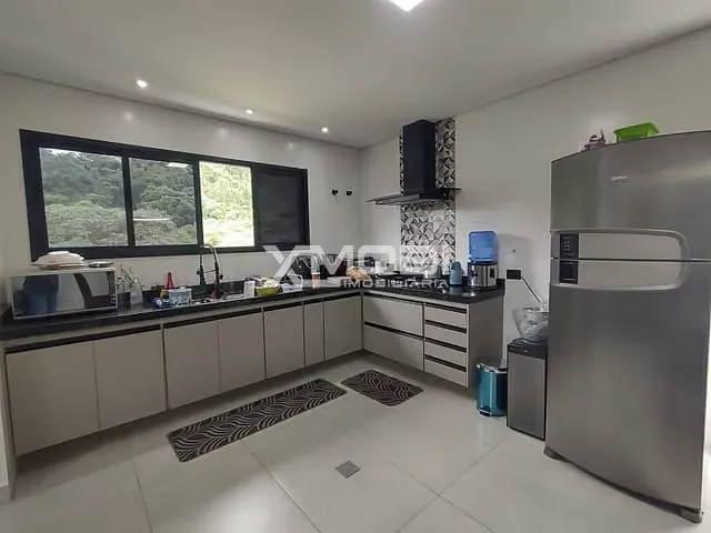 Casa com 630m² 3 quartos e 2 banheiros, à venda, no bairro Condominio Quintas da Boa Vista em Atibaia