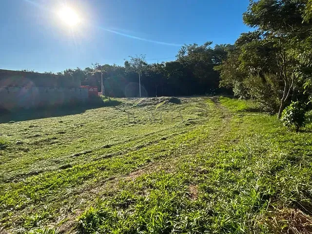 Terreno com 265m², à venda, no bairro Residencial Paraíso da Montanha em Piracaia