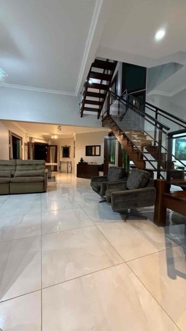 Casa com 360m² 5 quartos e 5 banheiros, à venda, no bairro Parque Aurora em Campos dos Goytacazes