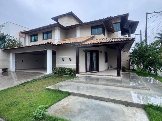 Casa com 360m² 5 quartos e 5 banheiros, à venda, no bairro Parque Aurora em Campos dos Goytacazes