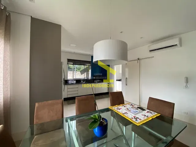 Casa com 500m² 3 quartos e 4 banheiros, à venda, no bairro Chácara Santa Cruz dos Pires em Itatiba