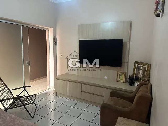 Casa com 206m² 4 quartos e 2 banheiros, à venda, no bairro Ipiranga em Ribeirão Preto