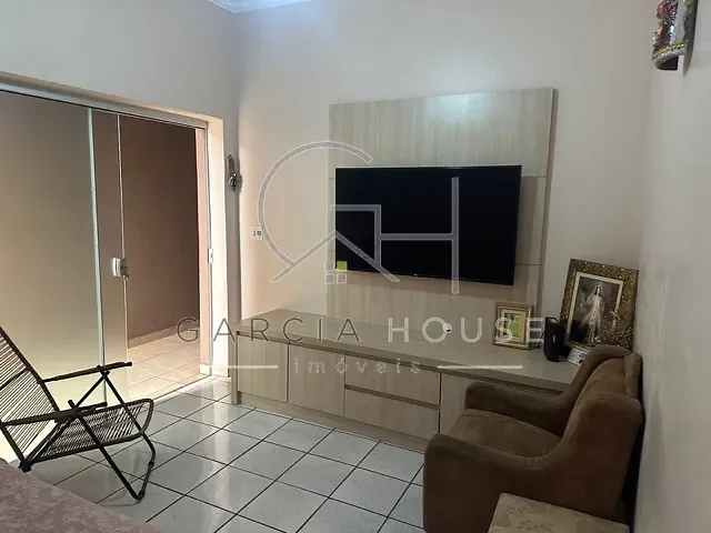 Casa com 206m² 4 quartos e 2 banheiros, à venda, no bairro Ipiranga em Ribeirão Preto