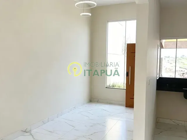 Casa com 125m² 3 quartos e 2 banheiros, à venda, no bairro Jardim Barra Forrest em Londrina