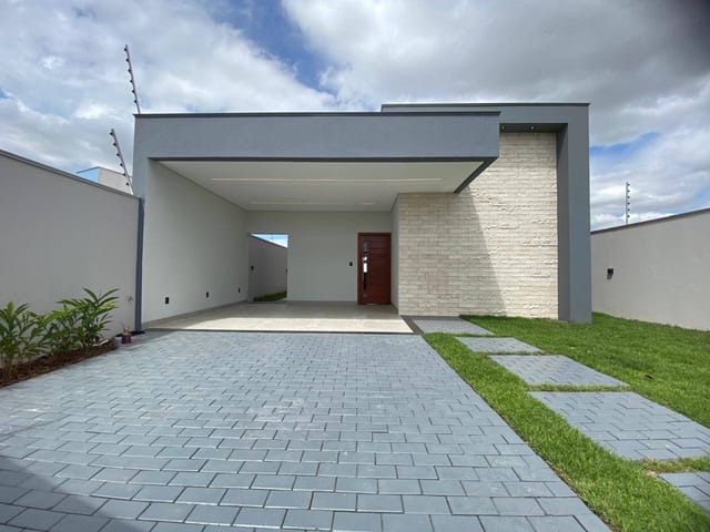 Casa com 324m² 3 quartos e 1 banheiro, à venda, no bairro Sonhalto Videira em Sinop