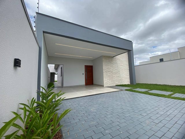 Casa com 324m² 3 quartos e 1 banheiro, à venda, no bairro Sonhalto Videira em Sinop