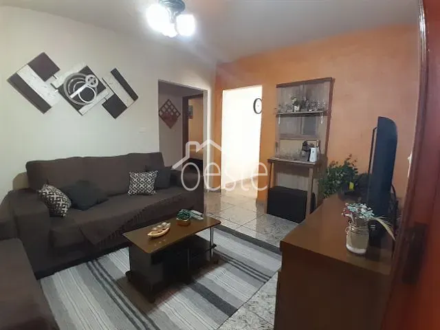 Casa com 250m² 2 quartos e 2 banheiros, à venda, no bairro Loteamento Colina Santa Bárbara em Santa Bárbara D'Oeste