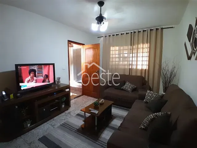 Casa com 250m² 2 quartos e 2 banheiros, à venda, no bairro Loteamento Colina Santa Bárbara em Santa Bárbara D'Oeste