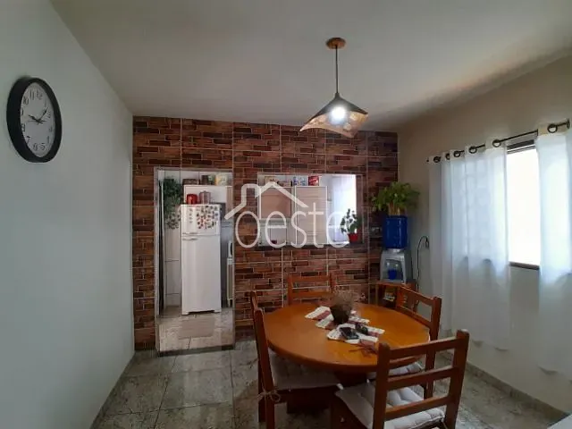 Casa com 250m² 2 quartos e 2 banheiros, à venda, no bairro Loteamento Colina Santa Bárbara em Santa Bárbara D'Oeste