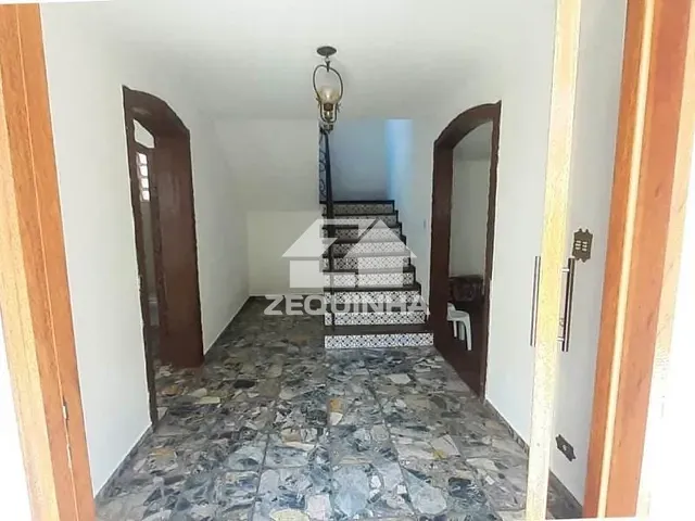 Casa com 523m² 3 quartos e 4 banheiros, à venda, no bairro Jaguare em Sao Paulo