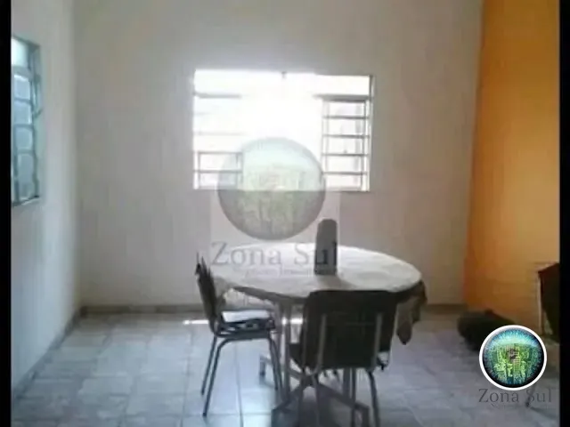 Casa com 200m² 4 quartos e 1 banheiro, à venda, no bairro Jardim Maria Eugenia em Sorocaba