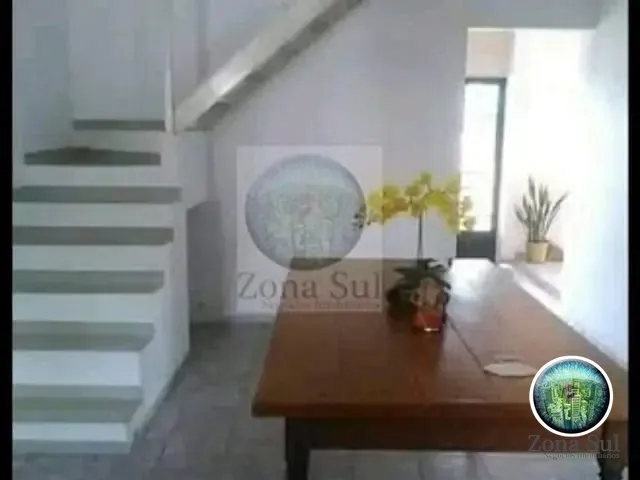 Casa com 200m² 4 quartos e 1 banheiro, à venda, no bairro Jardim Maria Eugenia em Sorocaba