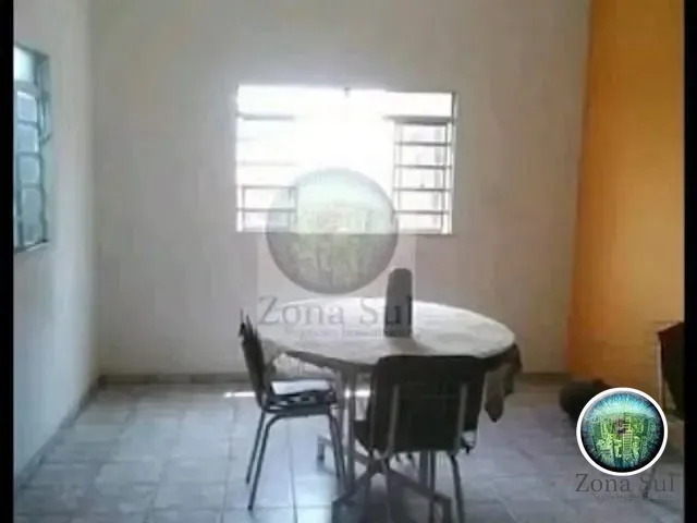 Casa com 200m² 4 quartos e 1 banheiro, à venda, no bairro Jardim Maria Eugenia em Sorocaba