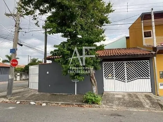 Casa com 175m², à venda, no bairro Vila Tesouro em São José dos Campos