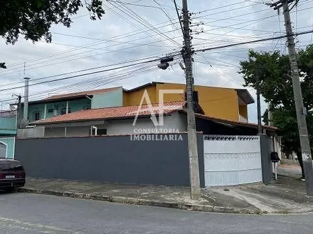 Casa com 175m², à venda, no bairro Vila Tesouro em São José dos Campos