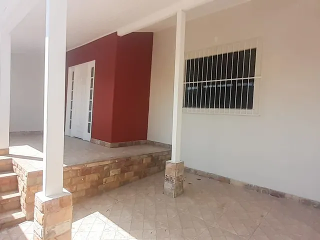 Casa 2 quartos e 2 banheiros, à venda, no bairro Nova Macaé em Macaé