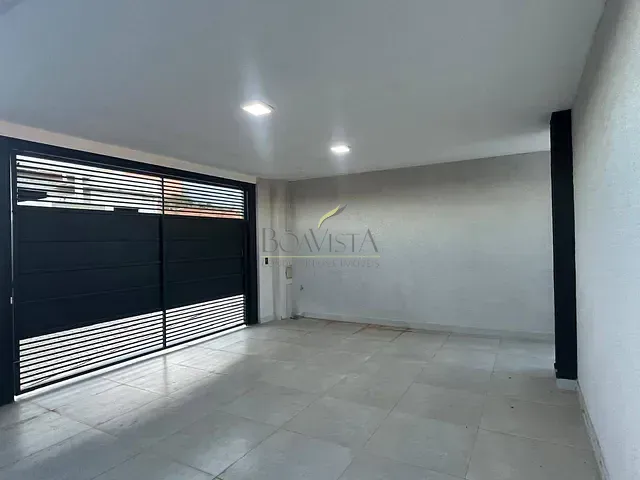 Casa 3 quartos e 3 banheiros, à venda, no bairro Centro em Piracaia
