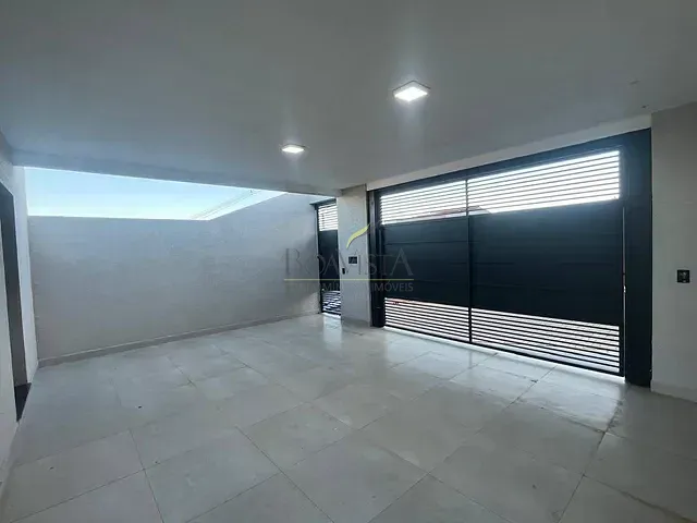 Casa 3 quartos e 3 banheiros, à venda, no bairro Centro em Piracaia