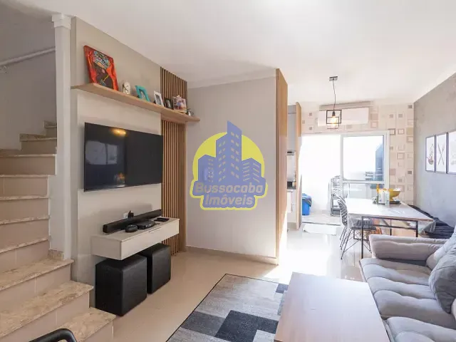 Casa com 94m² 3 quartos e 2 banheiros, à venda, no bairro Vila Yolanda em Osasco