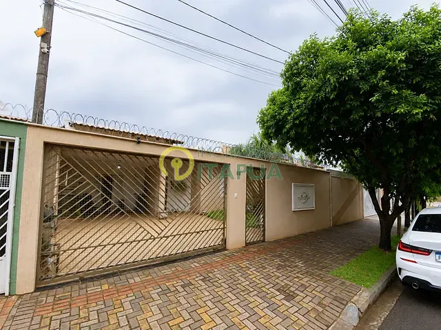 Casa com 250m² 3 quartos e 2 banheiros, à venda, no bairro Antares em Londrina