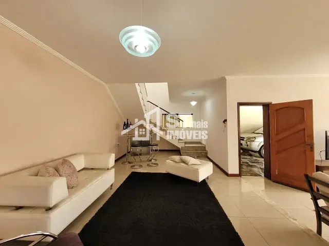 Casa com 300m² 3 quartos e 3 banheiros, à venda, no bairro Jardim Mantiqueira Boulervard em Andradas