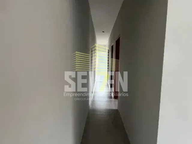 Casa com 248m² 2 quartos e 1 banheiro, à venda, no bairro Tangarás em Bauru