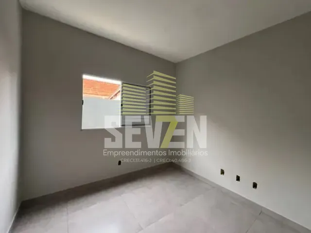 Casa com 248m² 2 quartos e 1 banheiro, à venda, no bairro Tangarás em Bauru