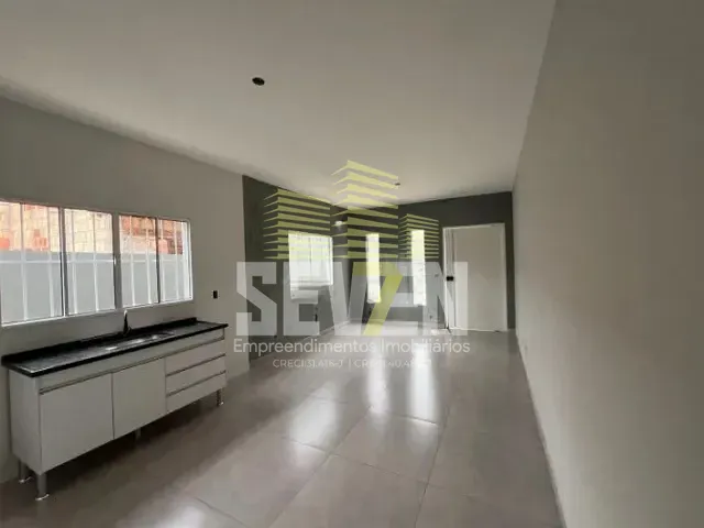 Casa com 248m² 2 quartos e 1 banheiro, à venda, no bairro Tangarás em Bauru