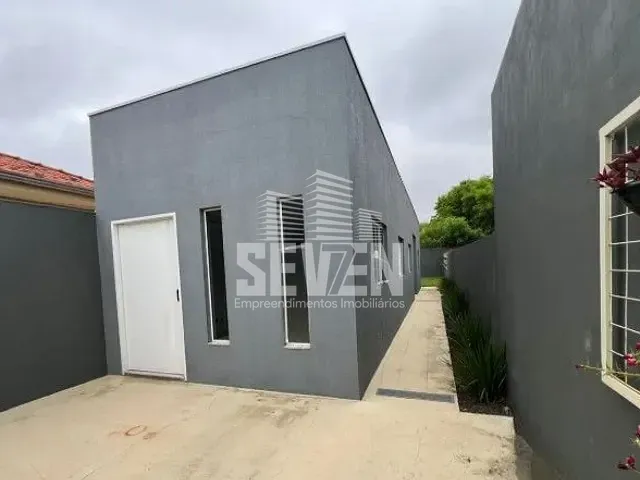 Casa com 248m² 2 quartos e 1 banheiro, à venda, no bairro Tangarás em Bauru
