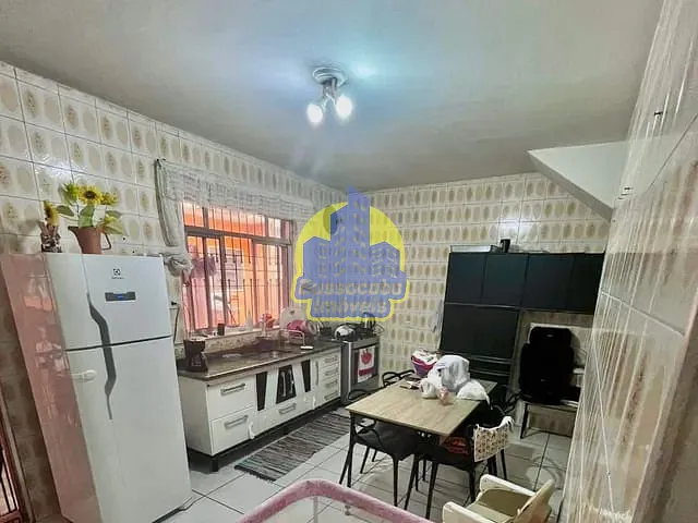 Casa 2 quartos e 2 banheiros, à venda, no bairro km 18 em Osasco