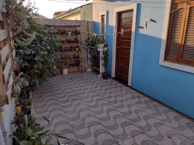 Casa com 315m² 2 quartos e 1 banheiro, à venda, no bairro Três Vendas em Pelotas